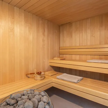 Manatis Mit Pool 빌라 *