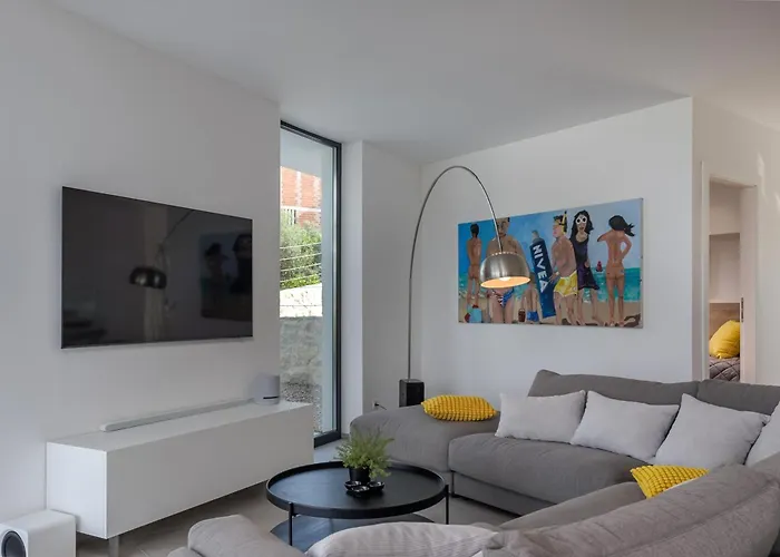 Manatis Mit Pool * Vrbnik (Primorje-Gorski Kotar)