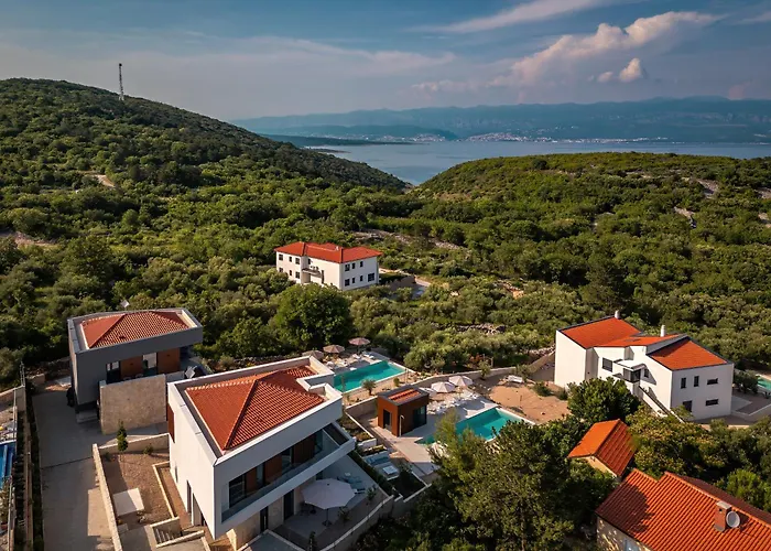 Manatis Mit Pool Βίλα Vrbnik (Primorje-Gorski Kotar)